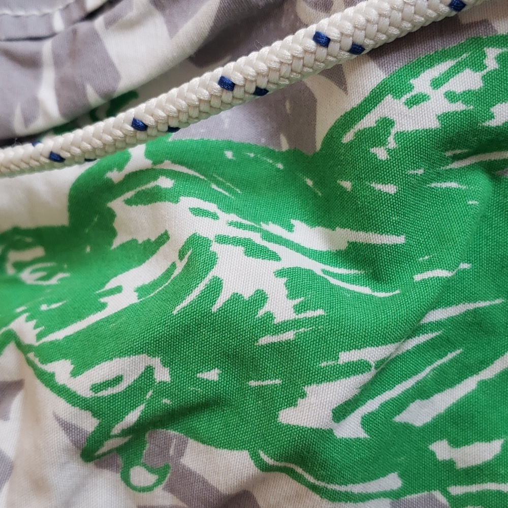 Baby Gap swim trunks 18-24m π - Picture 2 of 4